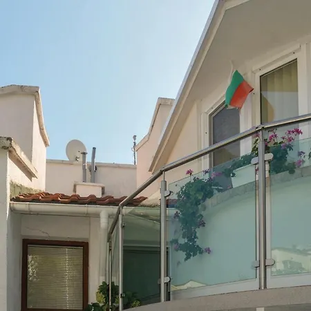 Three-bedroom Holiday In Casa de Férias *